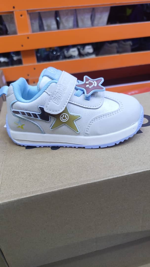stylish kids shoe