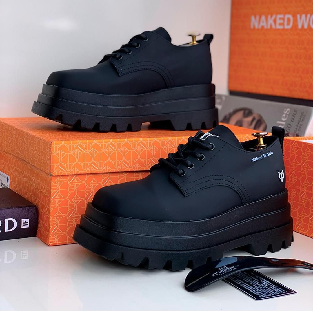 UNISEX LUXURY FOOTWEARS