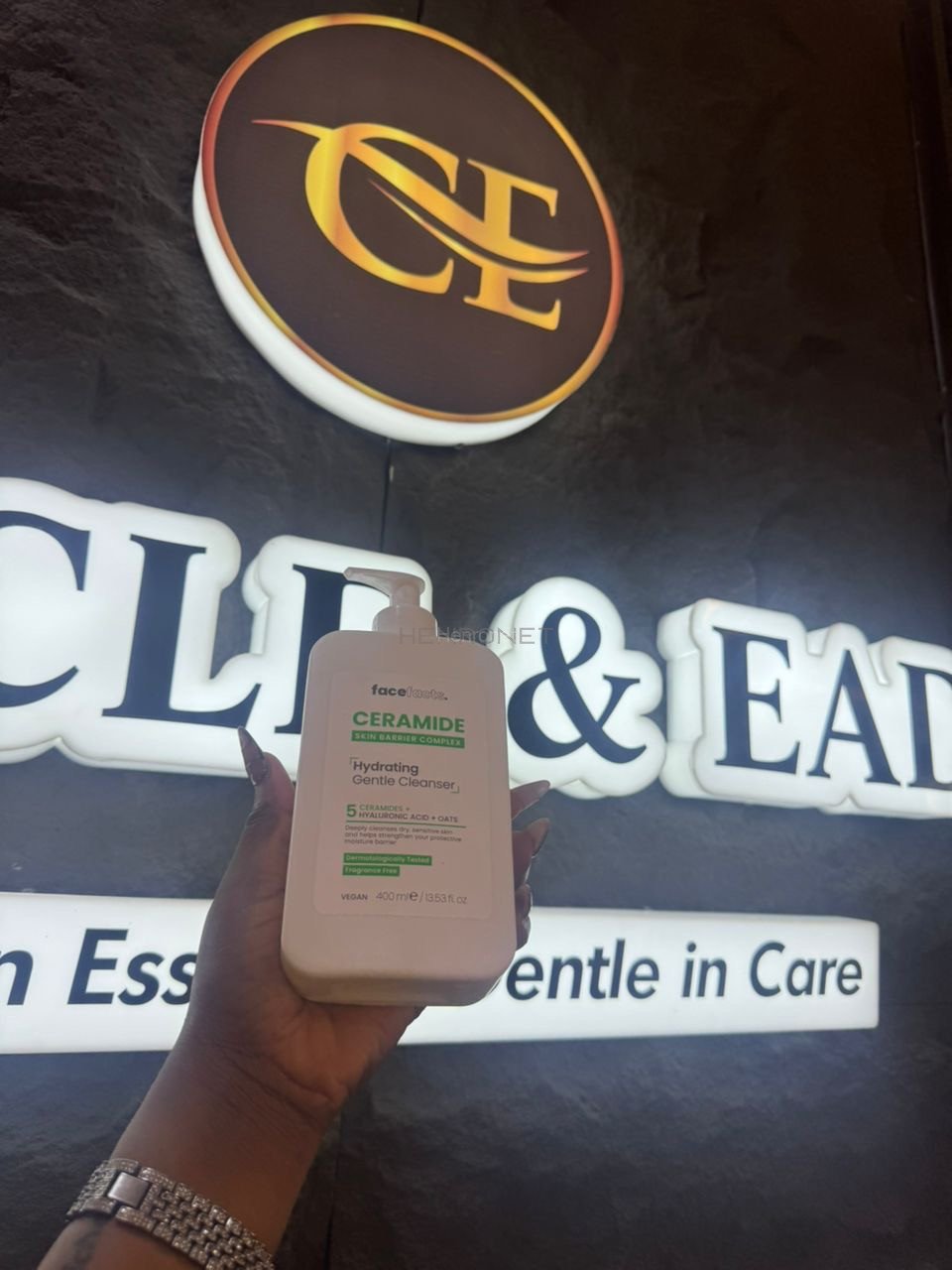 Cosmetics & perfumes, deodorant