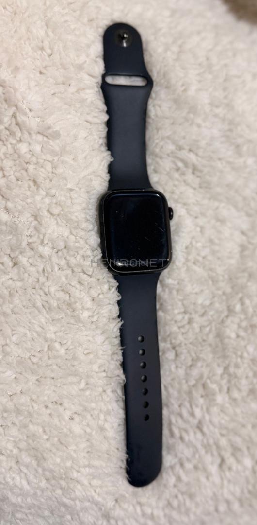 Apple Watch Series 8